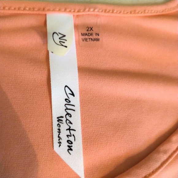 Soft Ruffle Trim Top NWT 2X - Picture 6 of 6